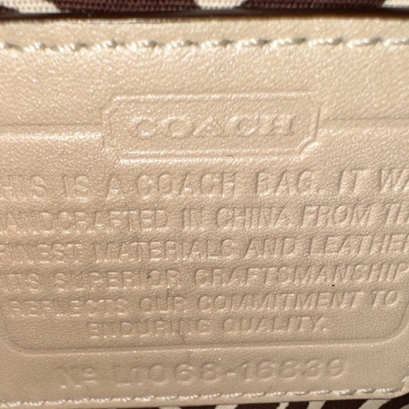 Coach straw bag snake trim EUC - Picture 10 of 10